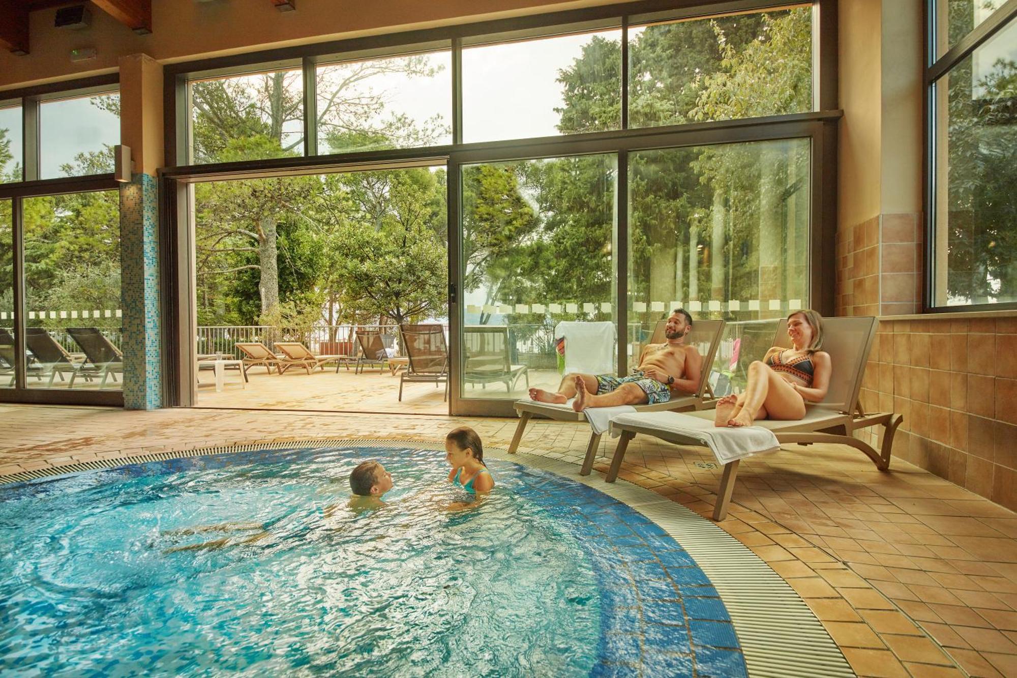Olive Family Suites - Hotel & Resort Adria アンカラン エクステリア 写真