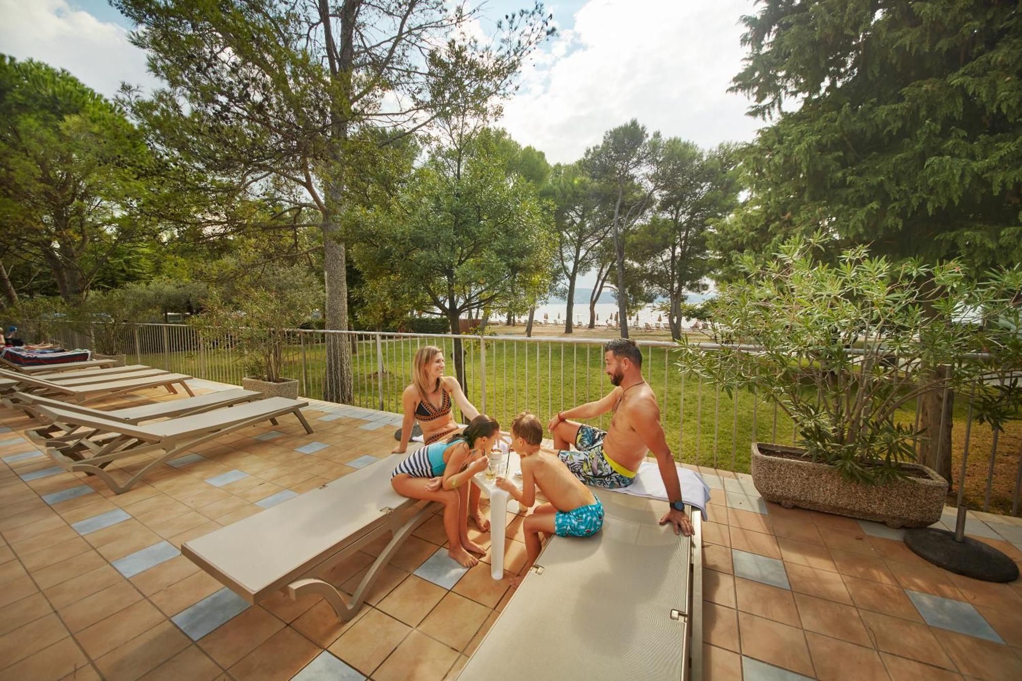 Olive Family Suites - Hotel & Resort Adria アンカラン エクステリア 写真